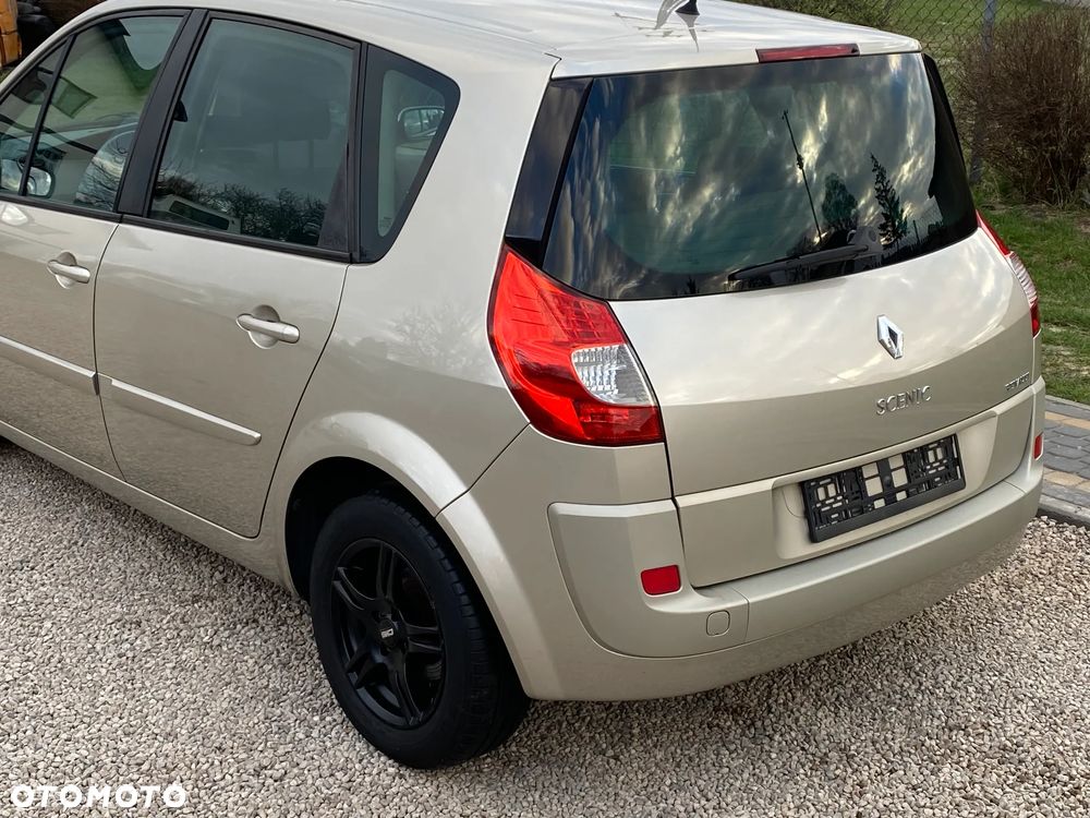 Renault Scenic 1.6 16V Expression - 13