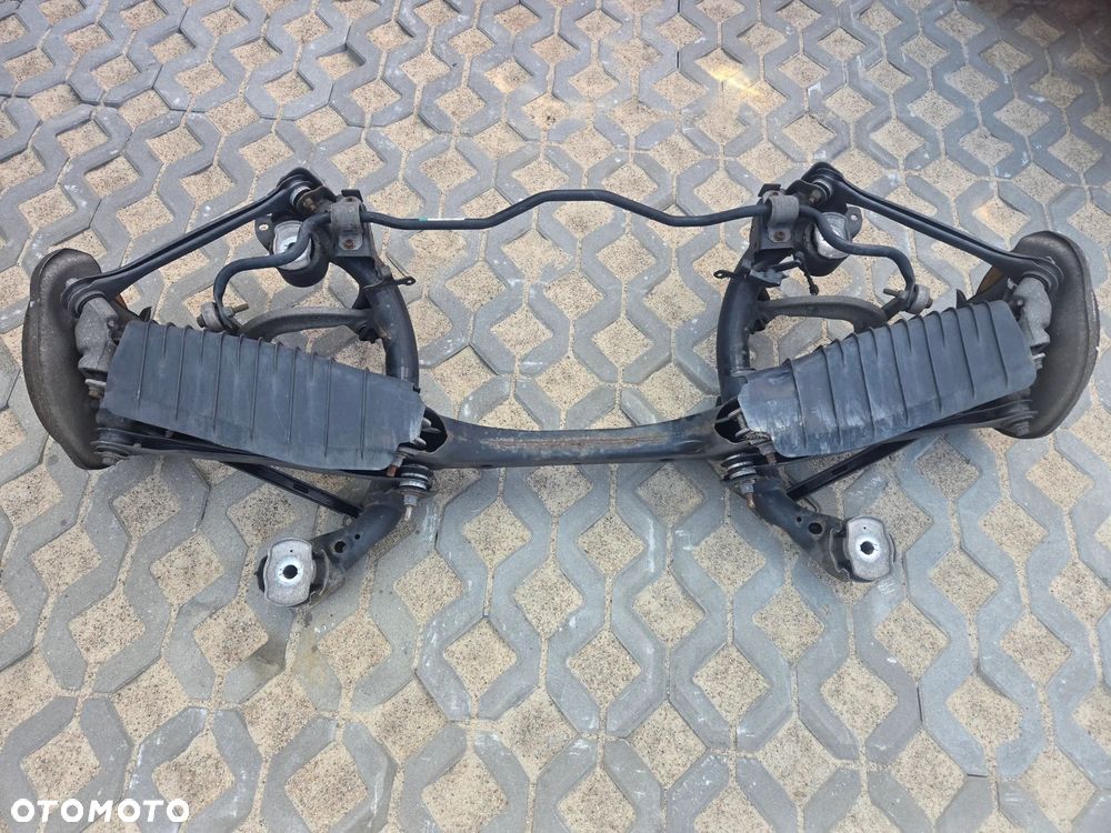 AUDI A4 B9 LIFT WÓZEK SANKI TYŁ KOMPLETNY - 1