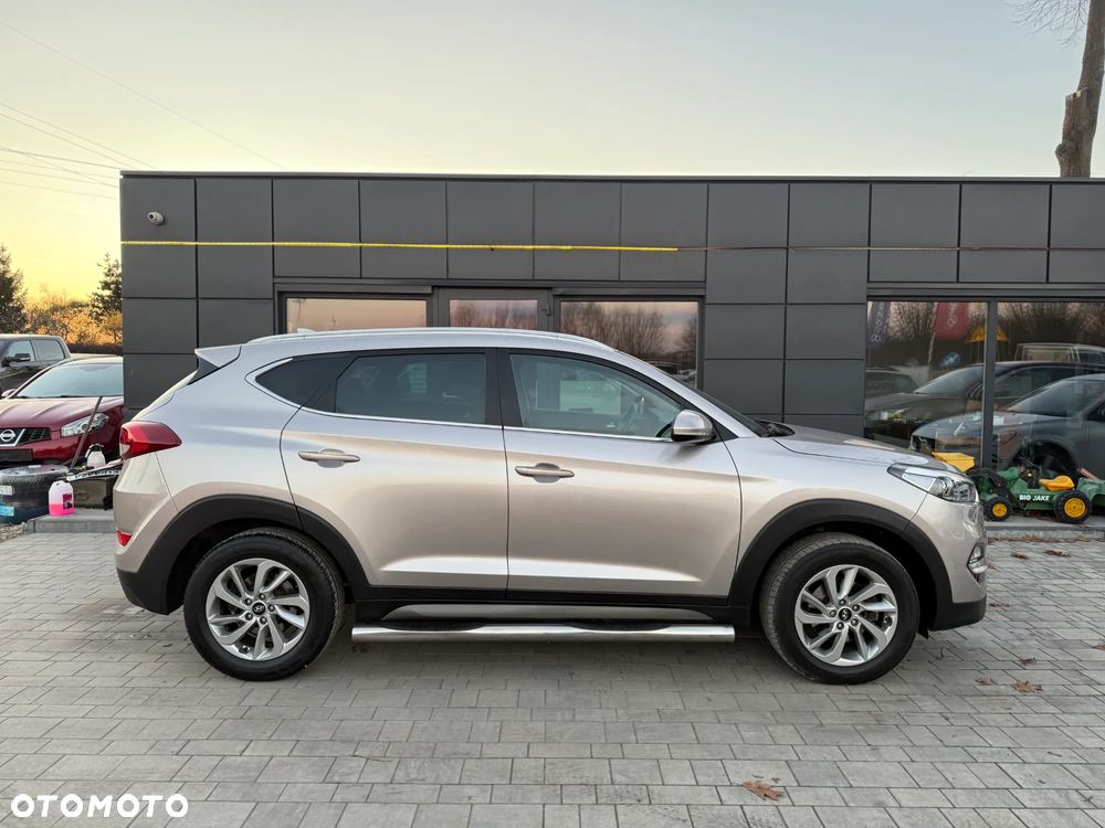 Hyundai Tucson 1.6 GDi 2WD Trend - 16