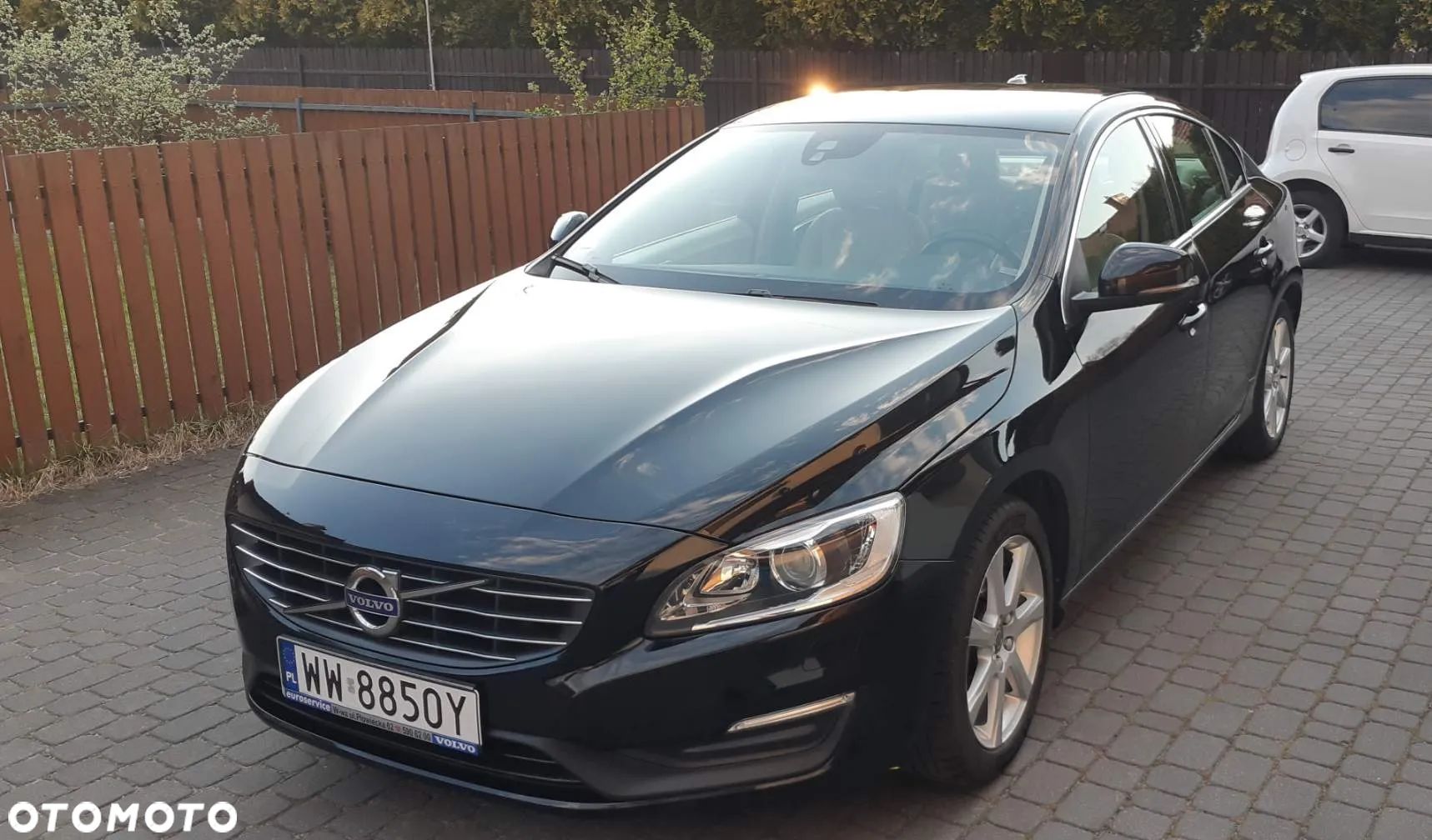 Volvo S60 T3 Drive-E Momentum - 1