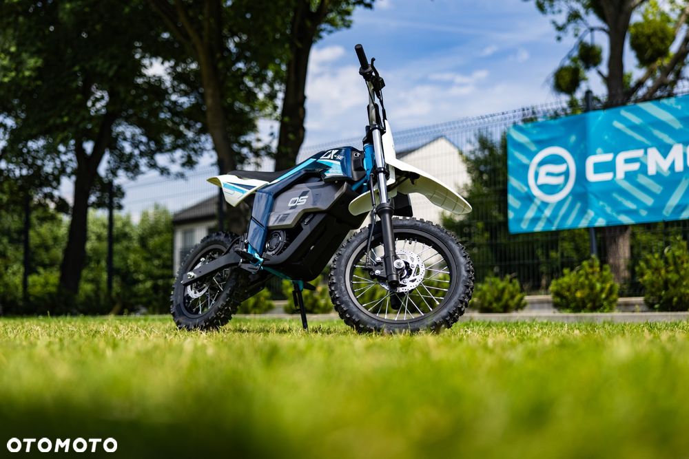CFMoto CX-5E