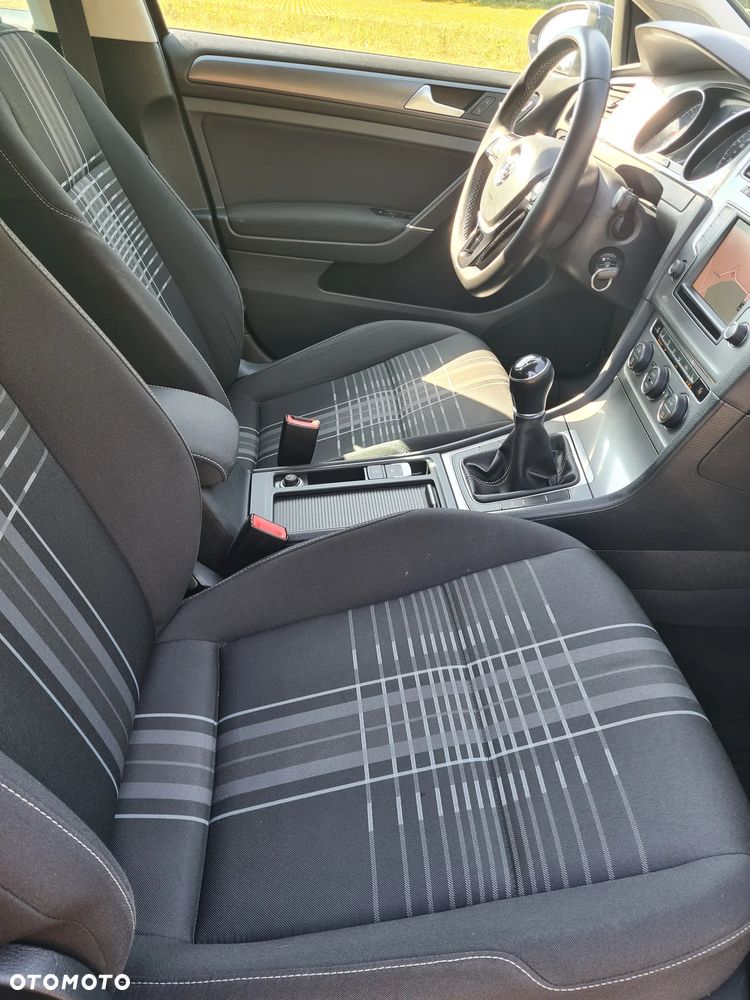 Volkswagen Golf 2.0 TDI (BlueMotion Technology) Comfortline - 17