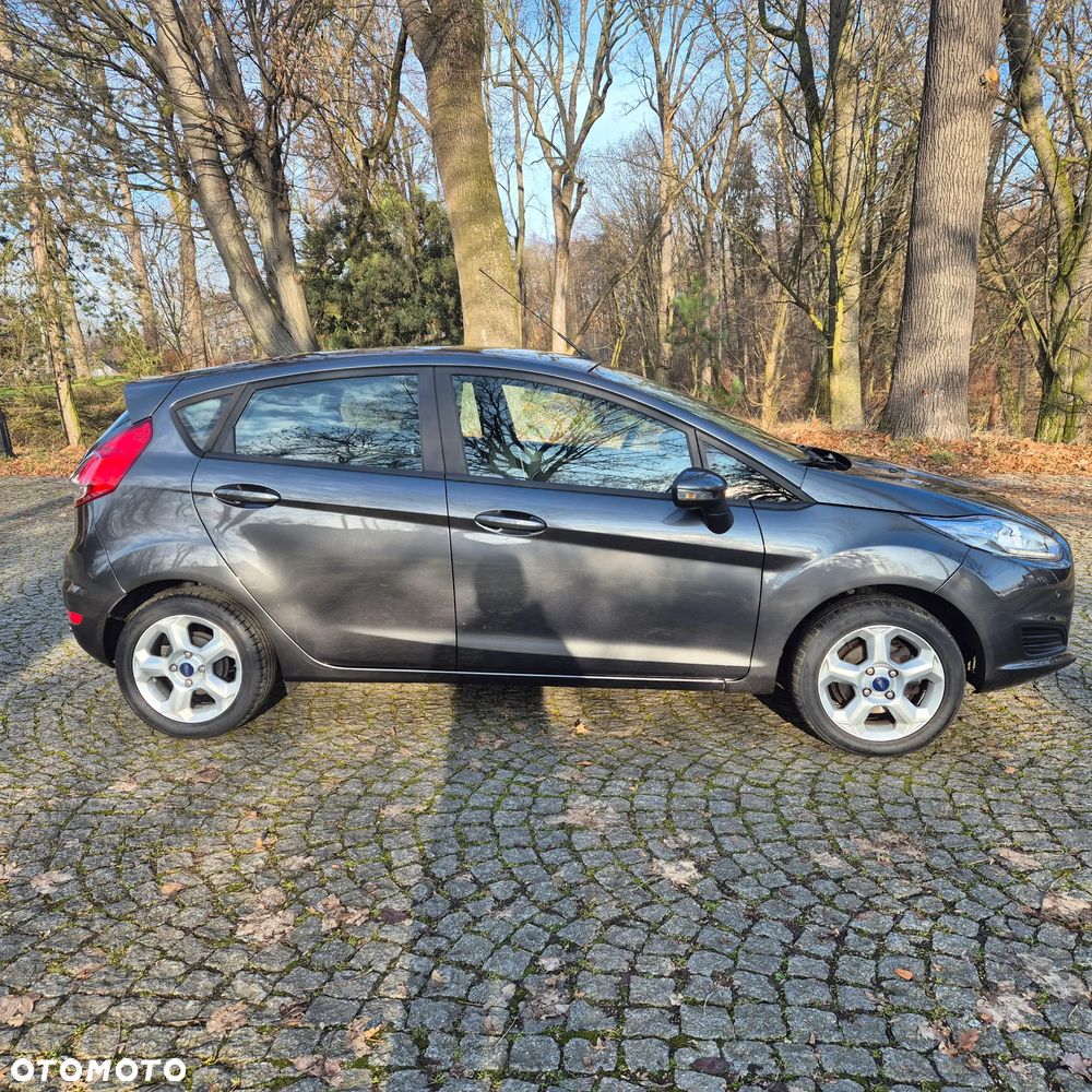 Ford Fiesta 1.0 Champions Edition - 5