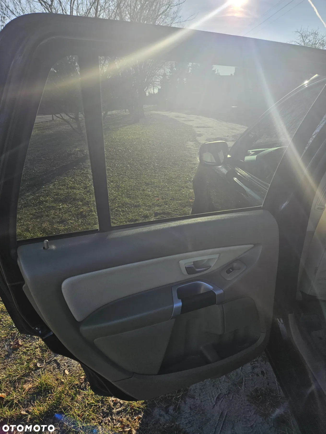 Volvo XC 90 - 9