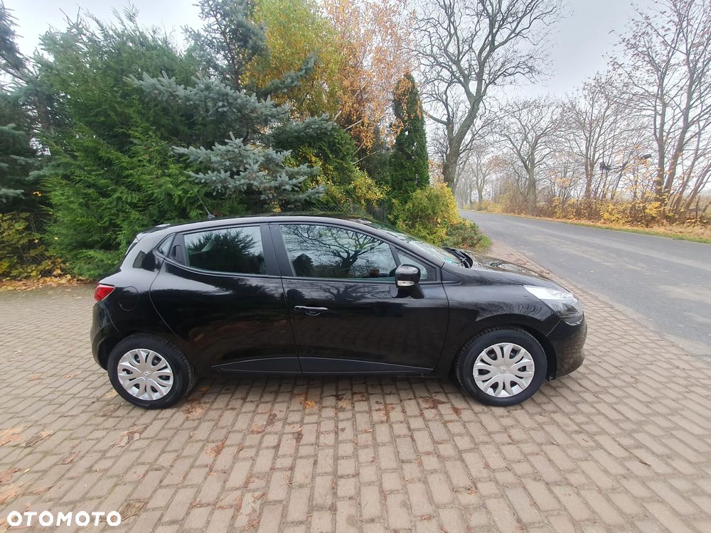 Renault Clio 1.2 16V 75 Life - 3