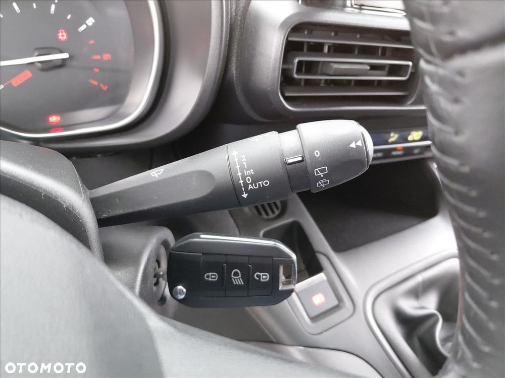 Toyota Proace City Verso 1.5 D-4D Family - 14