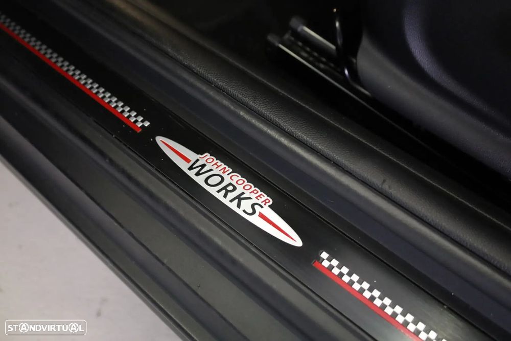 MINI Cabrio One Sport Edition - 18