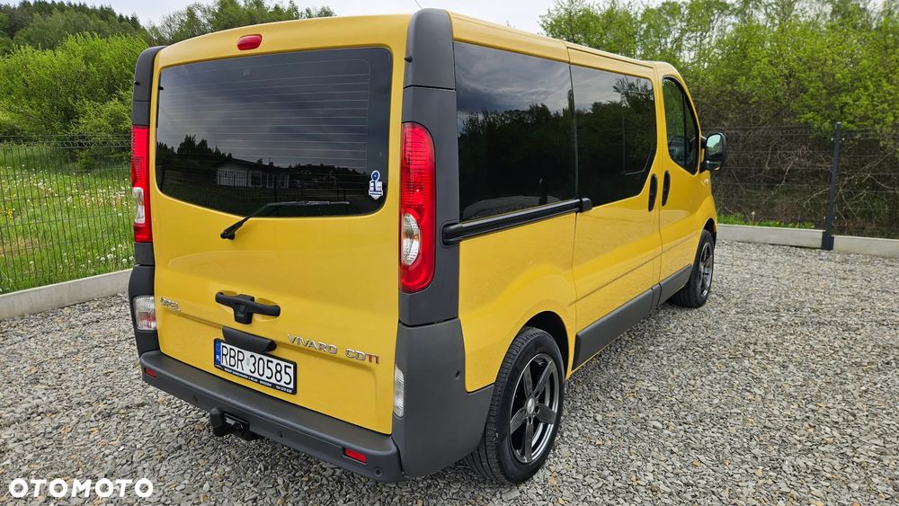 Opel Vivaro - 14