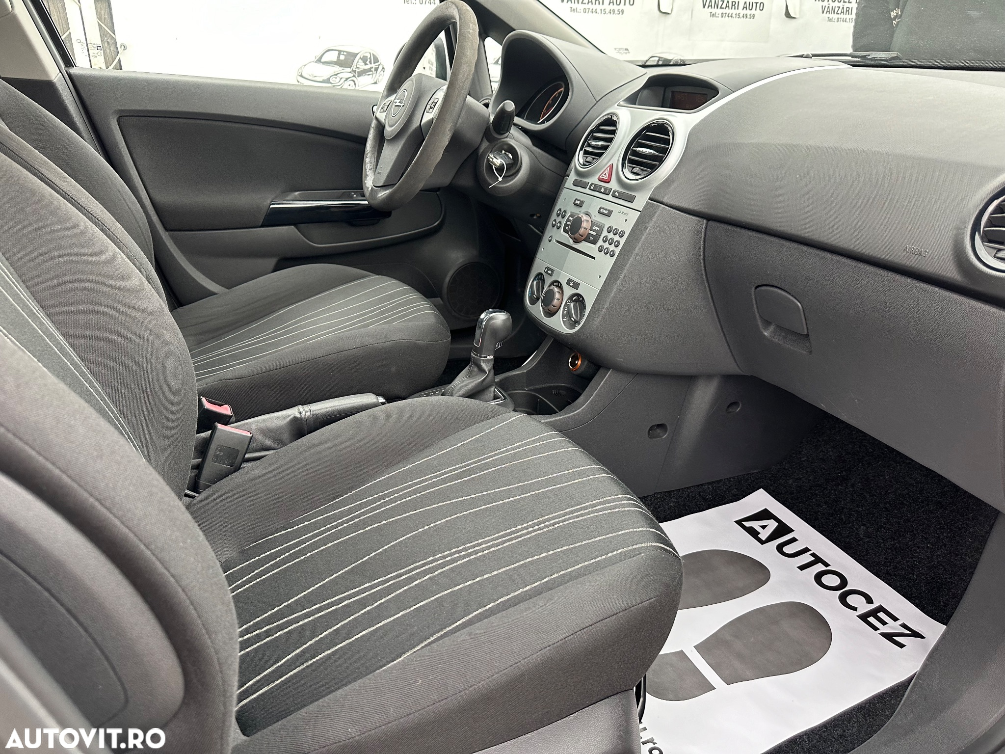 Opel Corsa 1.4 Automatik drive - 14