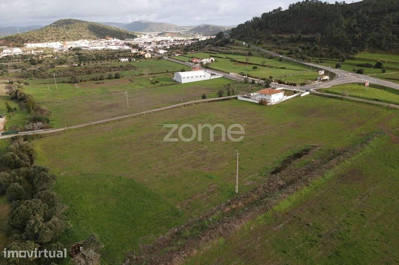 Terreno em Messines, com 9.320 m² e poço de água. - Grande imagem: 3/15