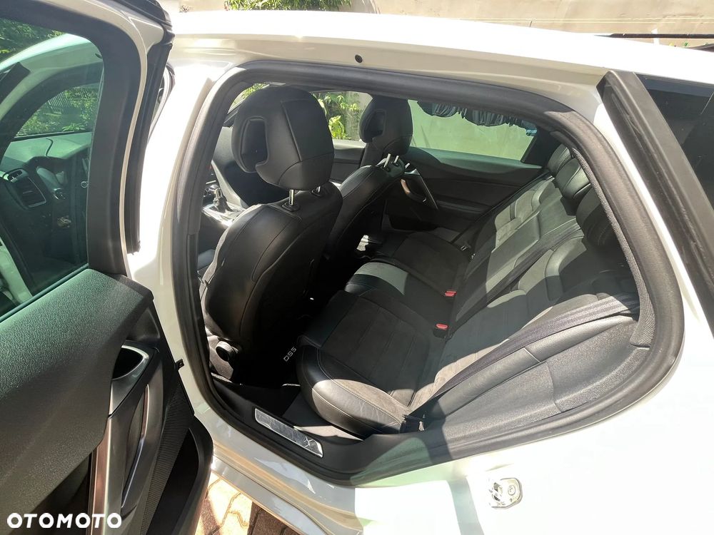 DS Automobiles DS 5 - 7