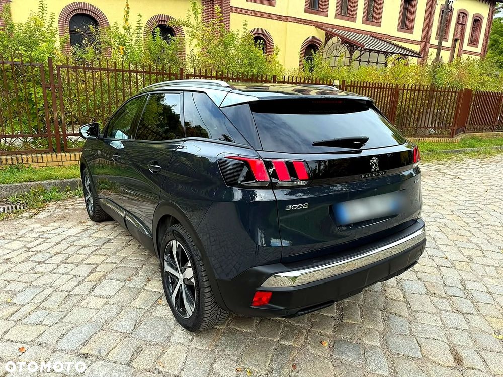 Peugeot 3008 PureTech 130 Stop & Start GPF Allure Business-Paket - 24