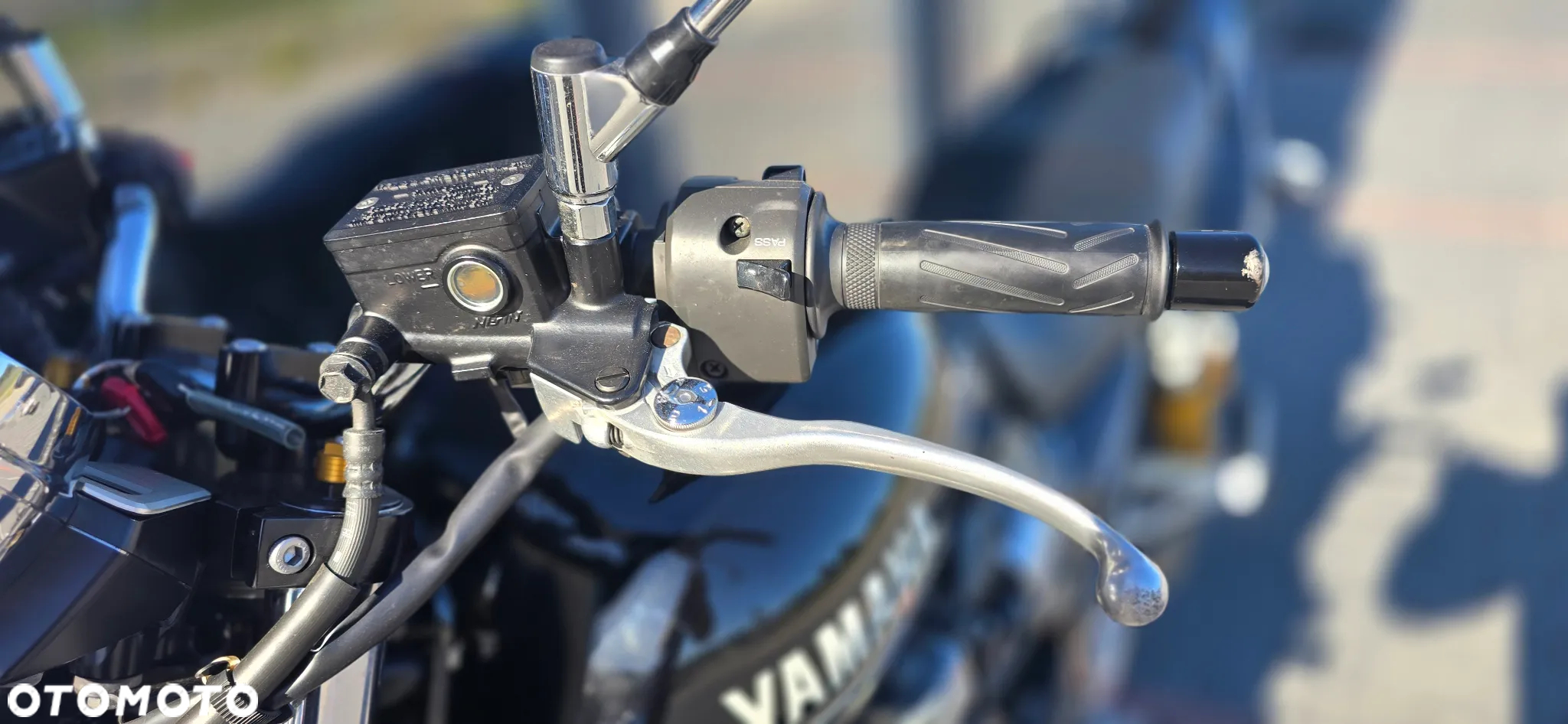 Yamaha XJR - 29