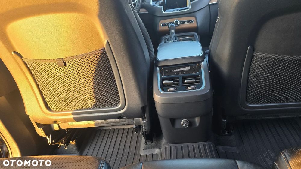 Volvo XC 90 D5 AWD Inscription 7os - 19