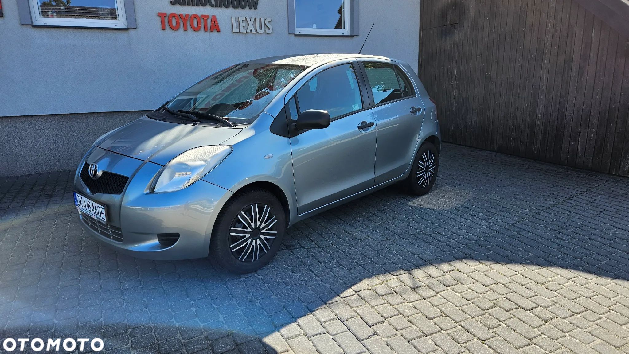 Toyota Yaris 1.3 Luna - 1