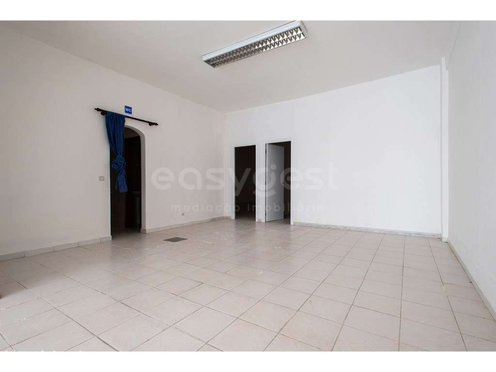 Loja para comércio Monte Gordo 113,5 m2 - Grande imagem: 3/9