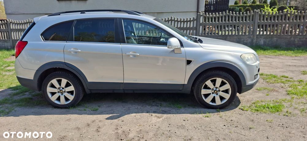 Chevrolet Captiva 2.0 d LT high - 2