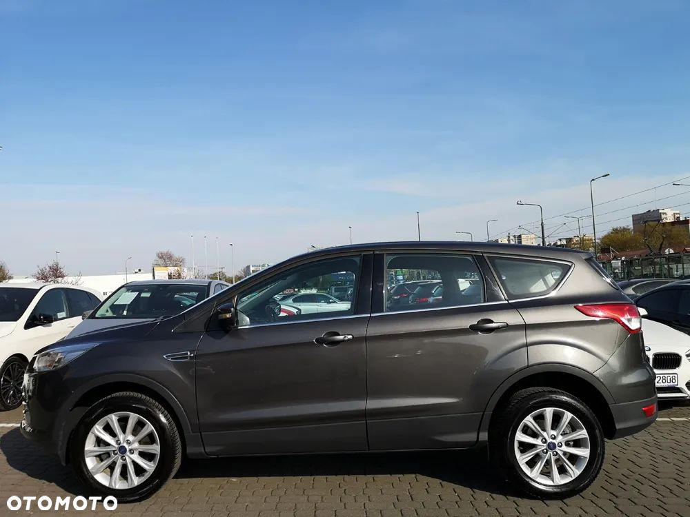 Ford Kuga 1.5 EcoBoost 2x4 Trend - 6