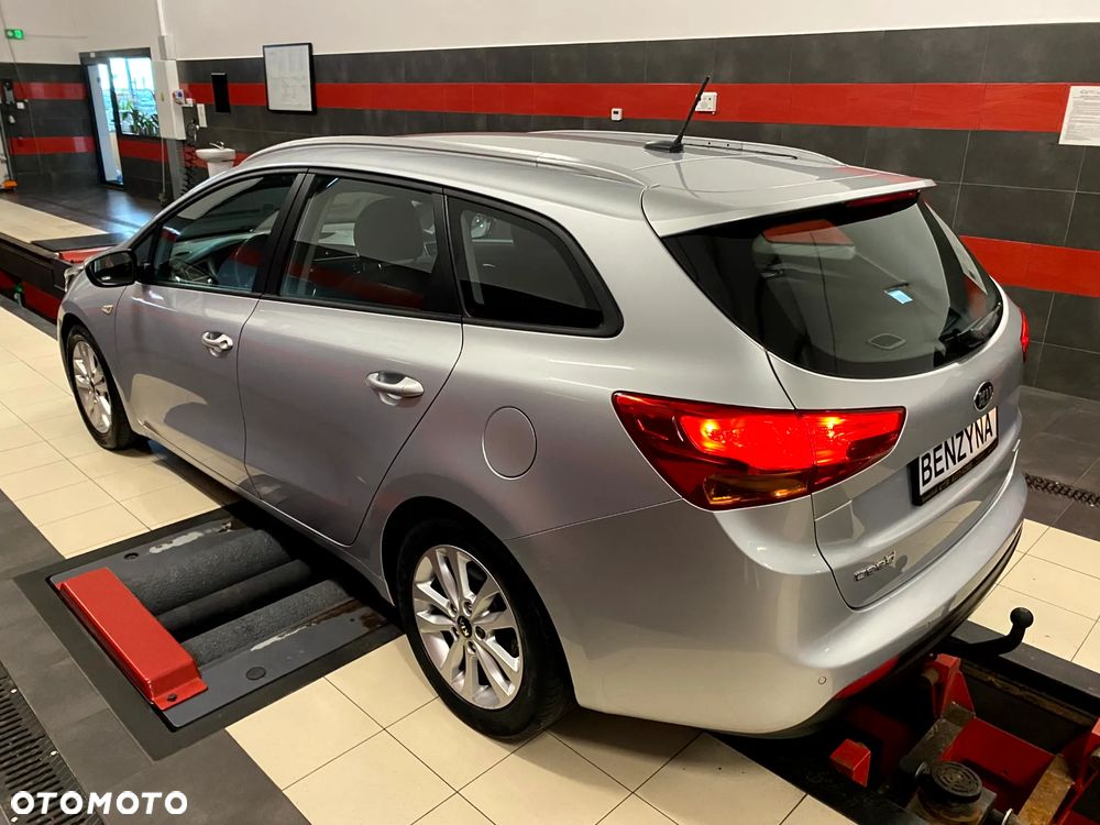 Kia Ceed 1.6 GDI Platinum Edition - 13