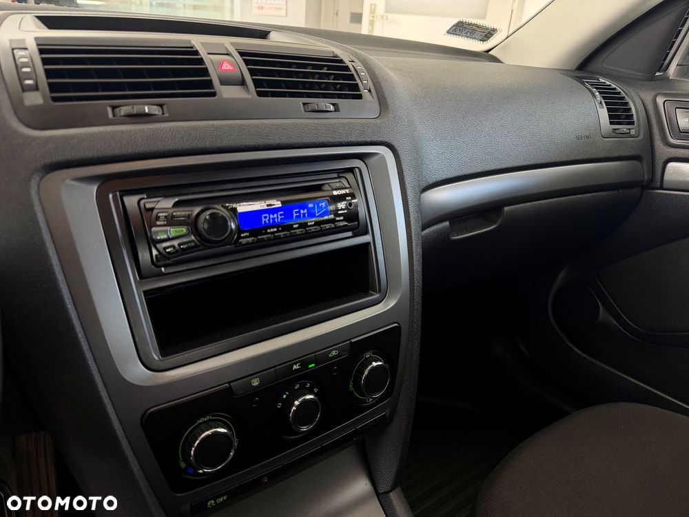 Skoda Octavia 1.4 TSI Family Plus - 24