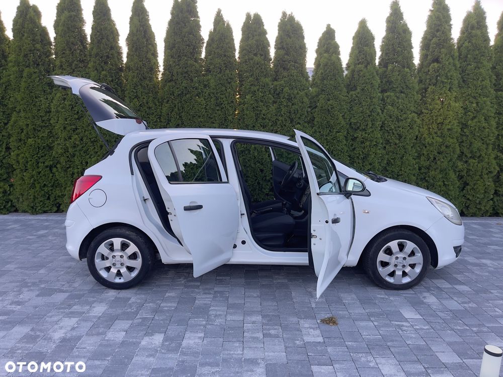 Opel Corsa - 4