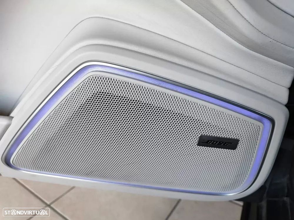 Porsche Panamera 4 E-Hybrid Platinum Edition - 25