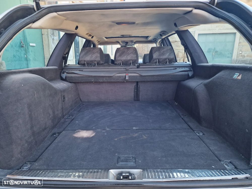 Mercedes-Benz E 270 - 12