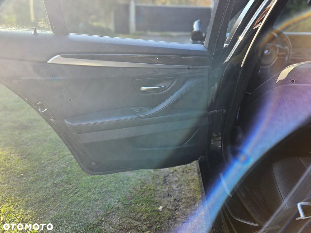 BMW Seria 5 - 29