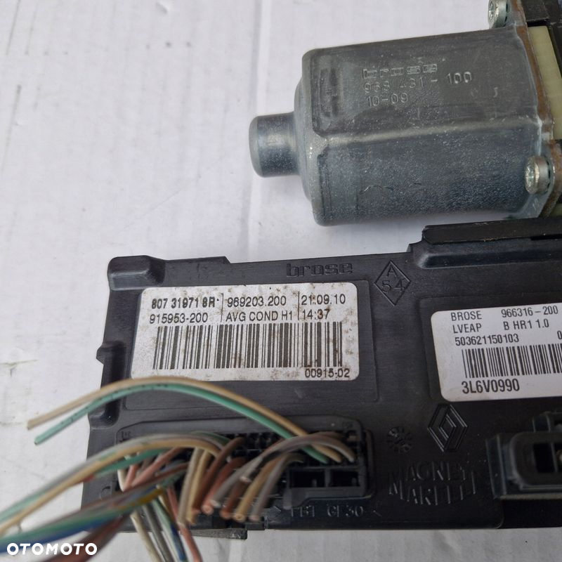 SILNIK SZYBY LEWY PRZÓD MODUŁ RENAULT SCENIC III 0130822479 - 2