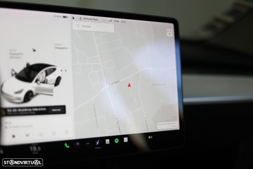 Tesla Model 3 Long-Range Dual Motor AWD - 17