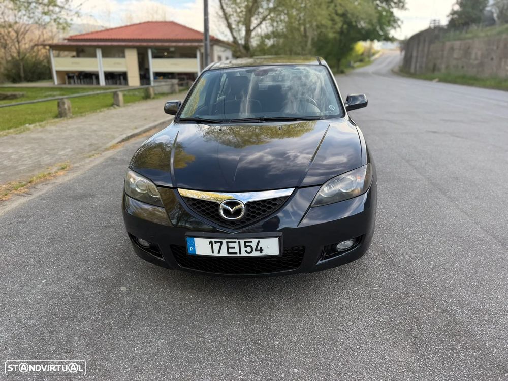 Mazda 3 Sedan - 4