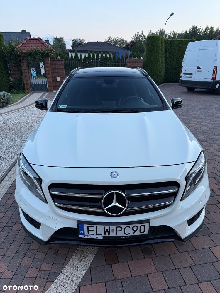 Mercedes-Benz GLA 250 4-Matic - 8