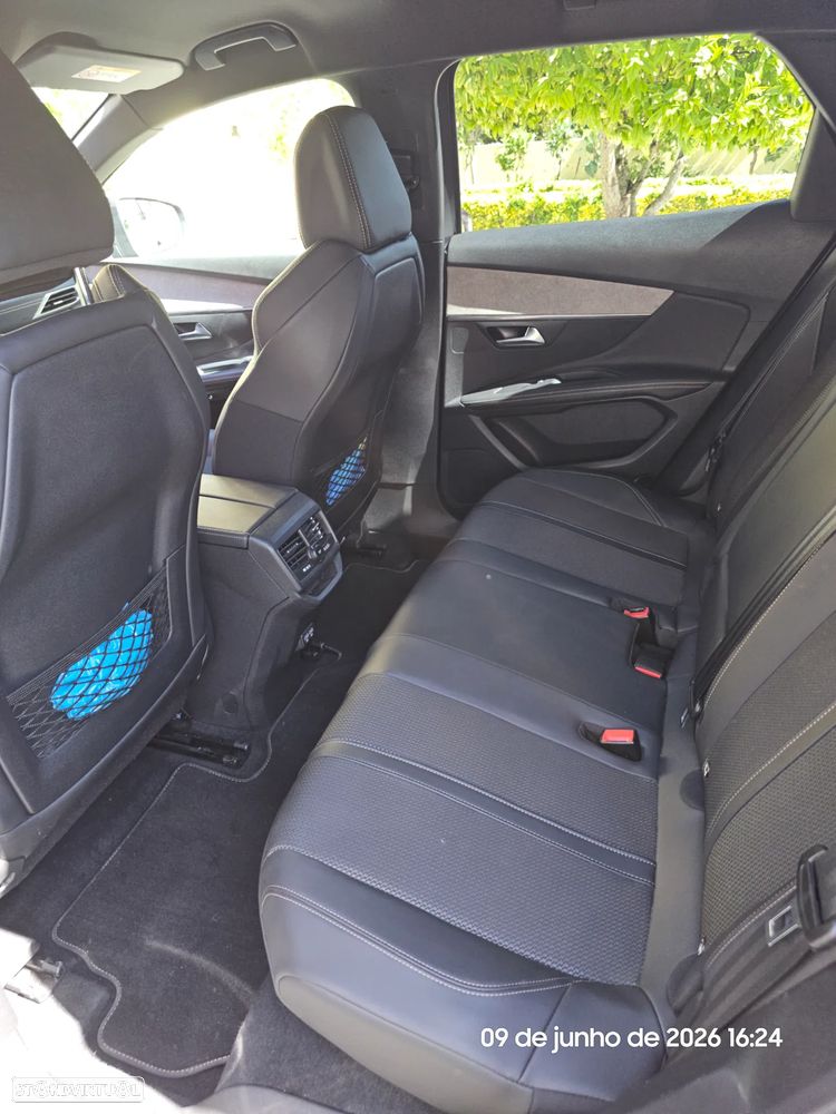 Peugeot 3008 1.2 PureTech GT Pack EAT8 - 10