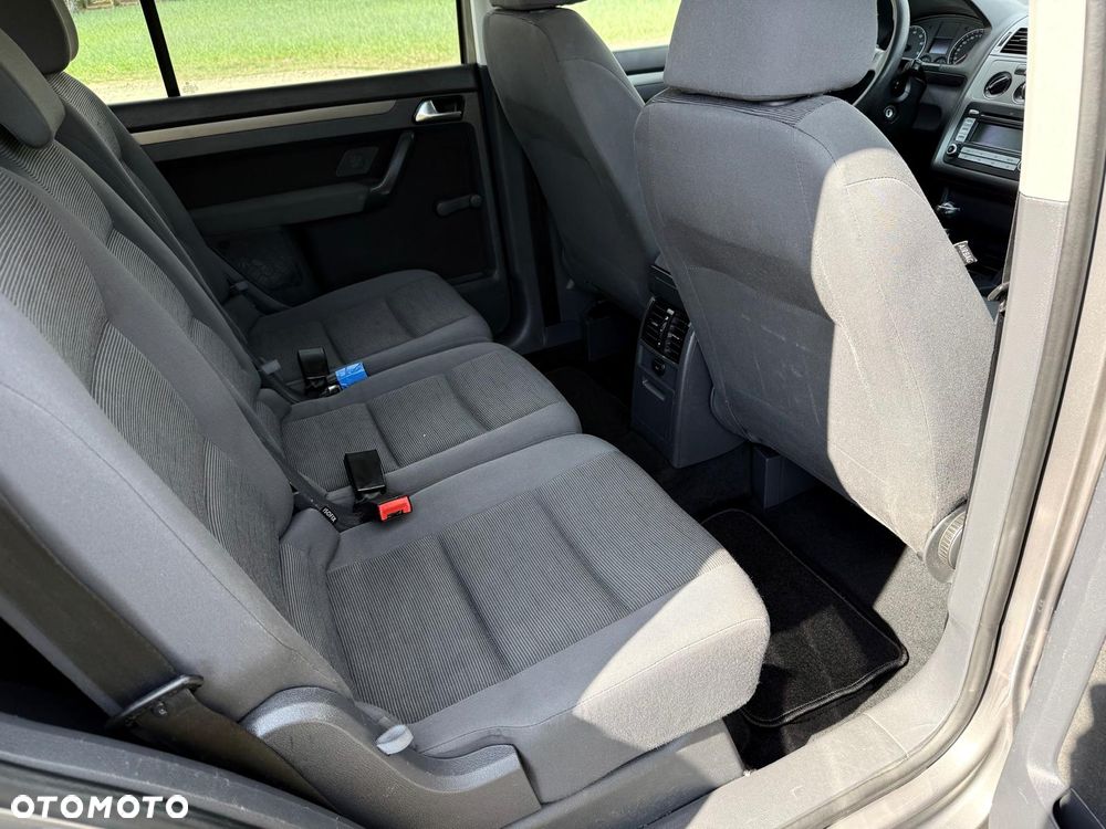 Volkswagen Touran 1.6 Freestyle - 25