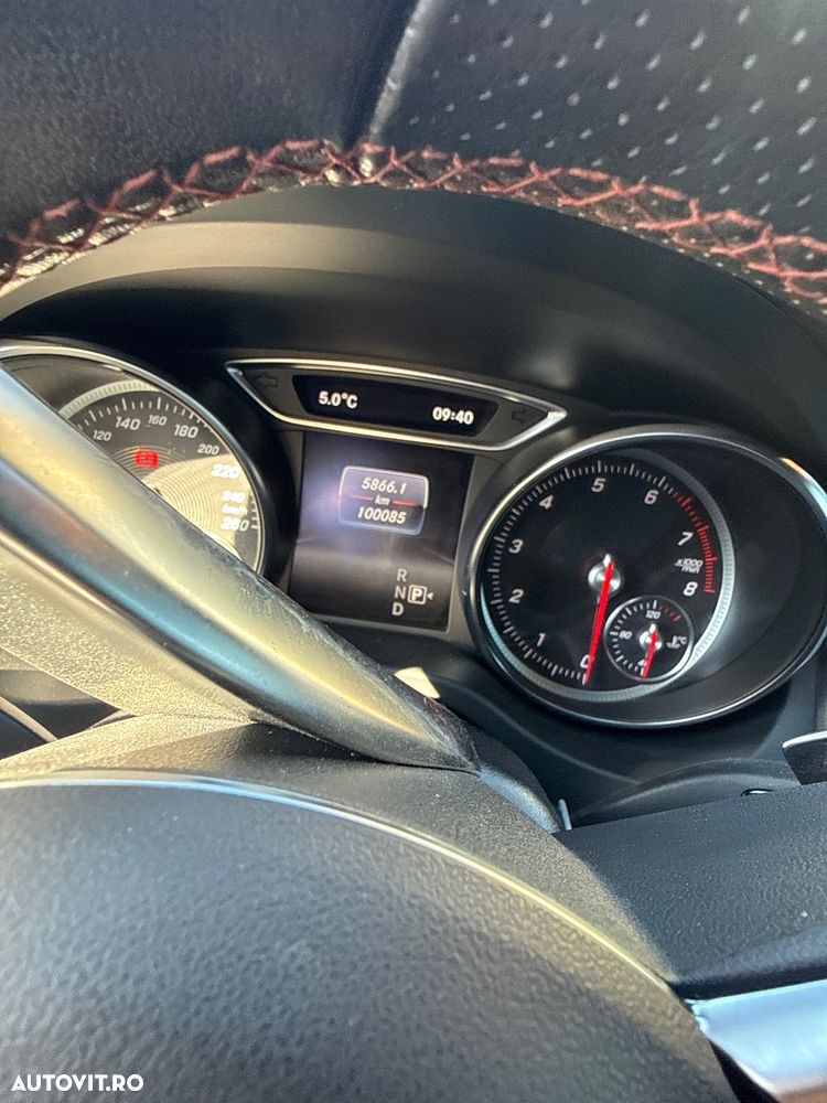 Mercedes-Benz GLA 200 7G-DCT - 6