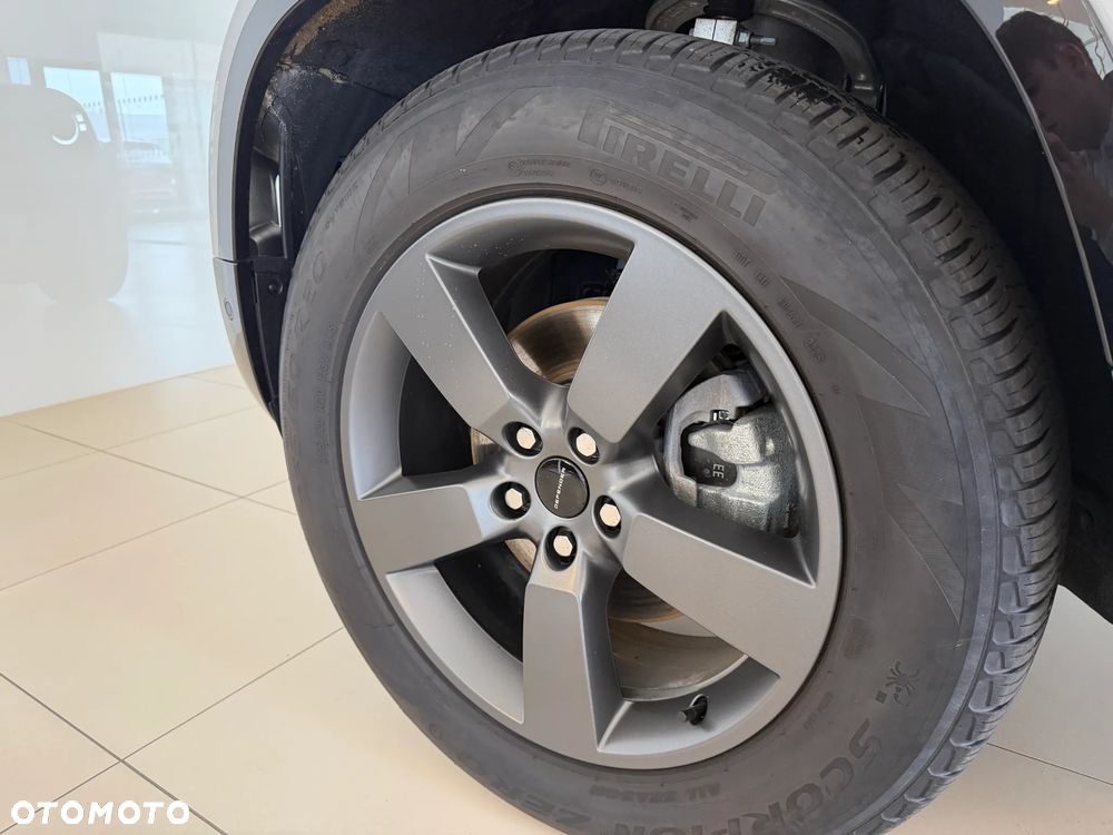 Land Rover Defender 3.0 D350 mHEV X-Dynamic HSE - 35