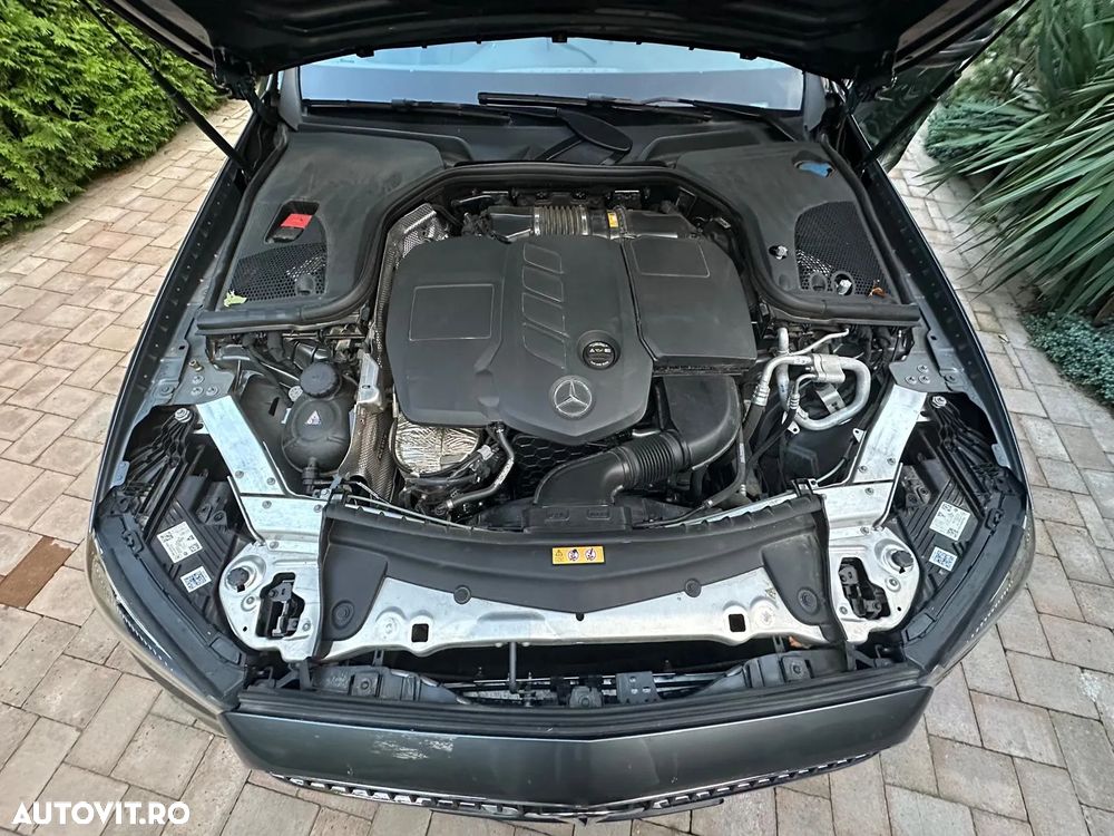 Mercedes-Benz E 220 d 9G-TRONIC - 11