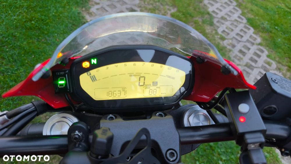 Ducati Monster - 8