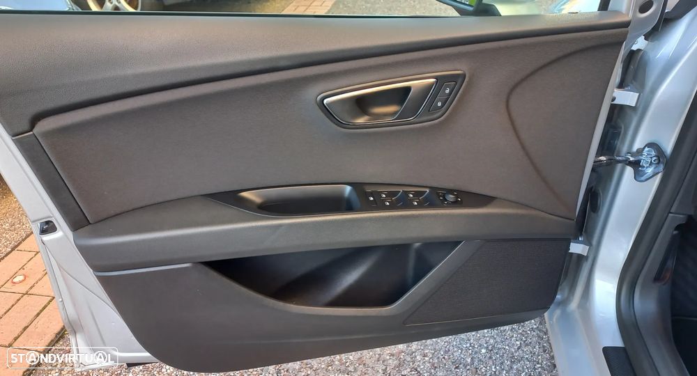 SEAT Leon ST 1.6 TDI Style DSG S/S - 19