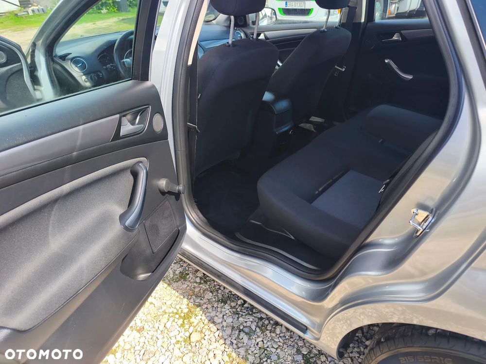 Ford Mondeo 1.6 TDCi Ambiente - 18