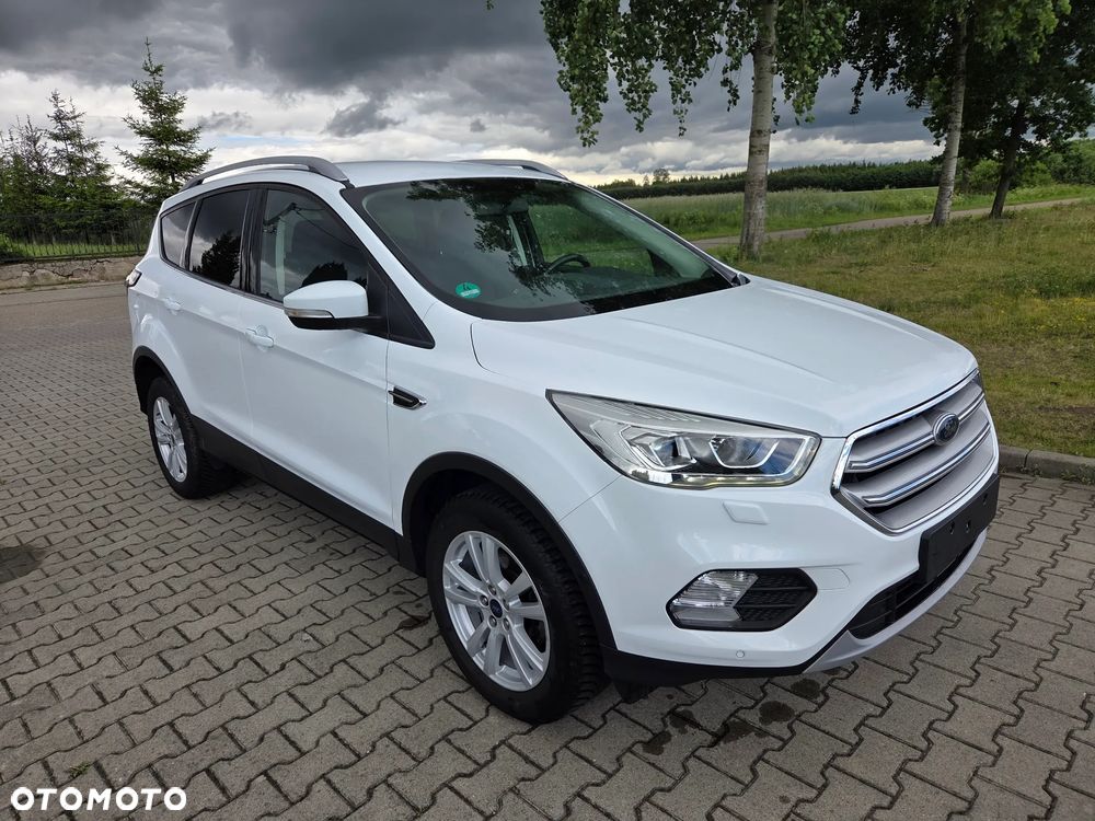 Ford Kuga 1.5 EcoBoost 2x4 Titanium - 6