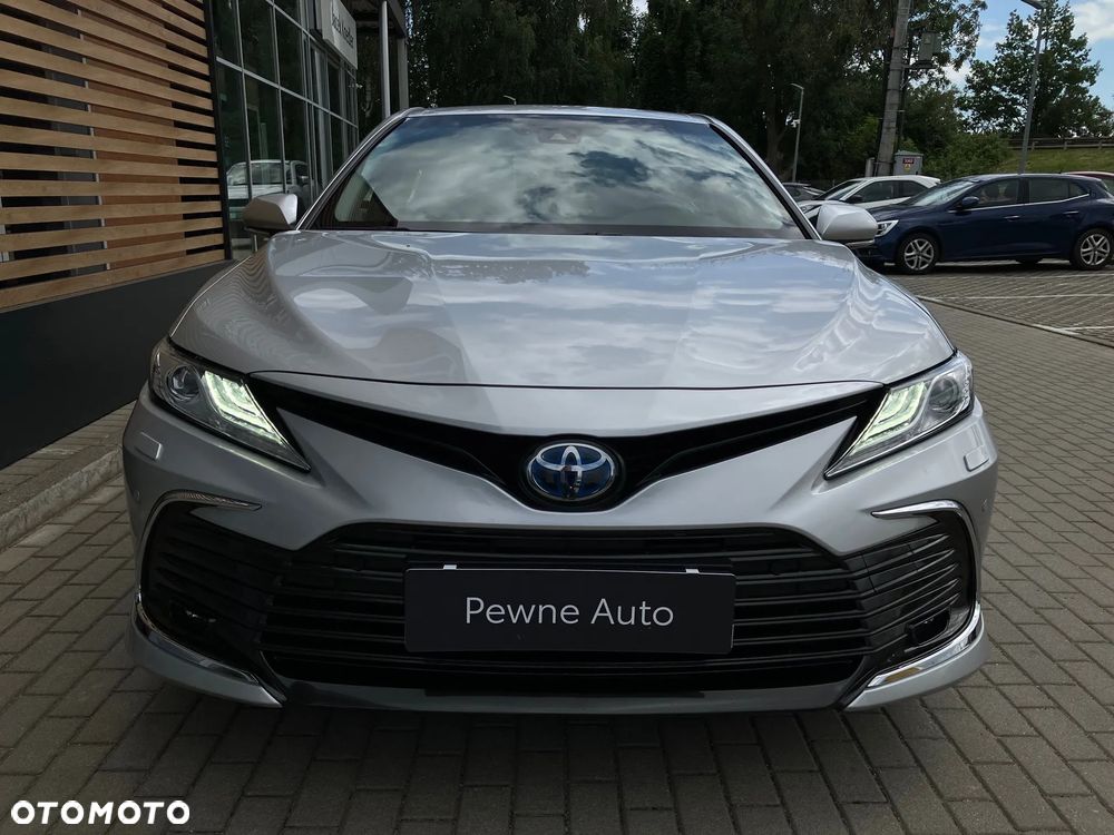 Toyota Camry 2.5 Hybrid Executive CVT - 17