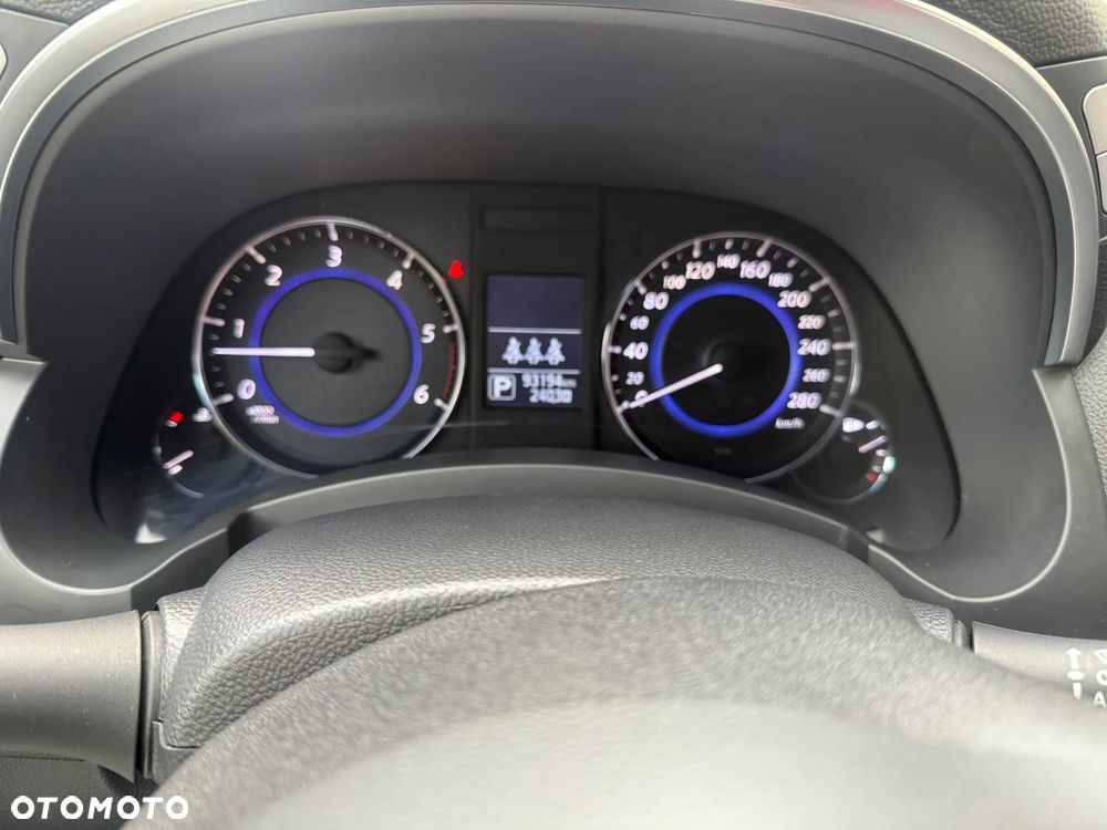 Infiniti QX70 3.0d S Premium - 9