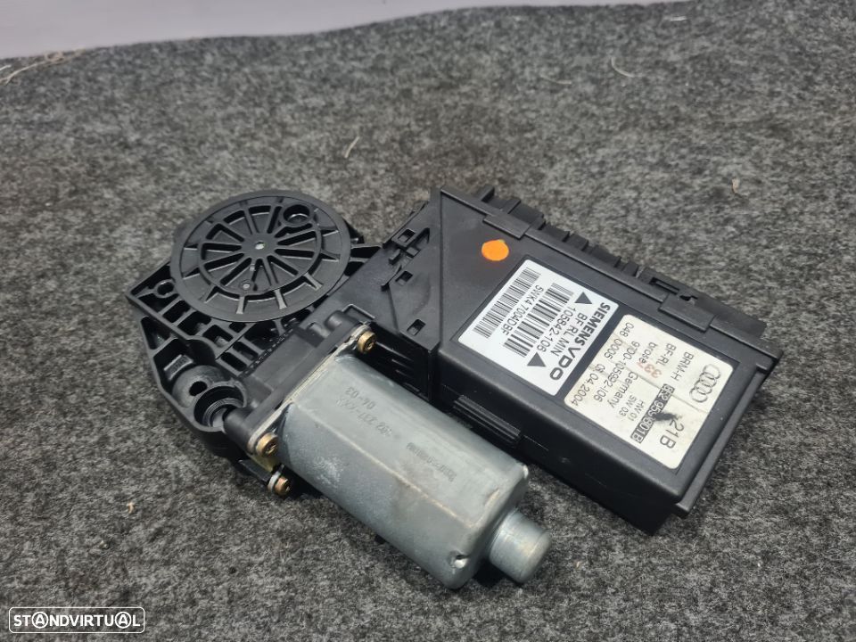 MOTOR SISTEMA ELEVADOR VIDROS FRENTE FRONTAL ESQUERDO SIEMENS 8E2959801B AUDI A4 B6 - 3