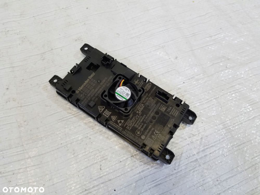 ładowarka indukcyjna mercedes-benz a2239000026 - 1
