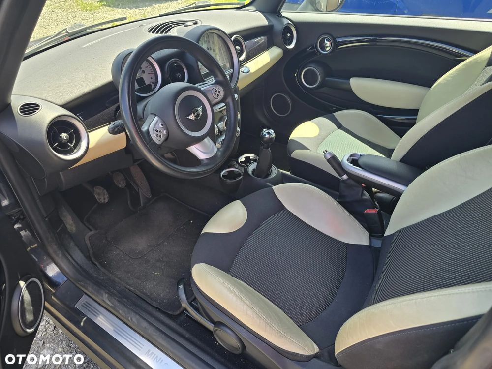 MINI Cooper 50 Mayfair - 11