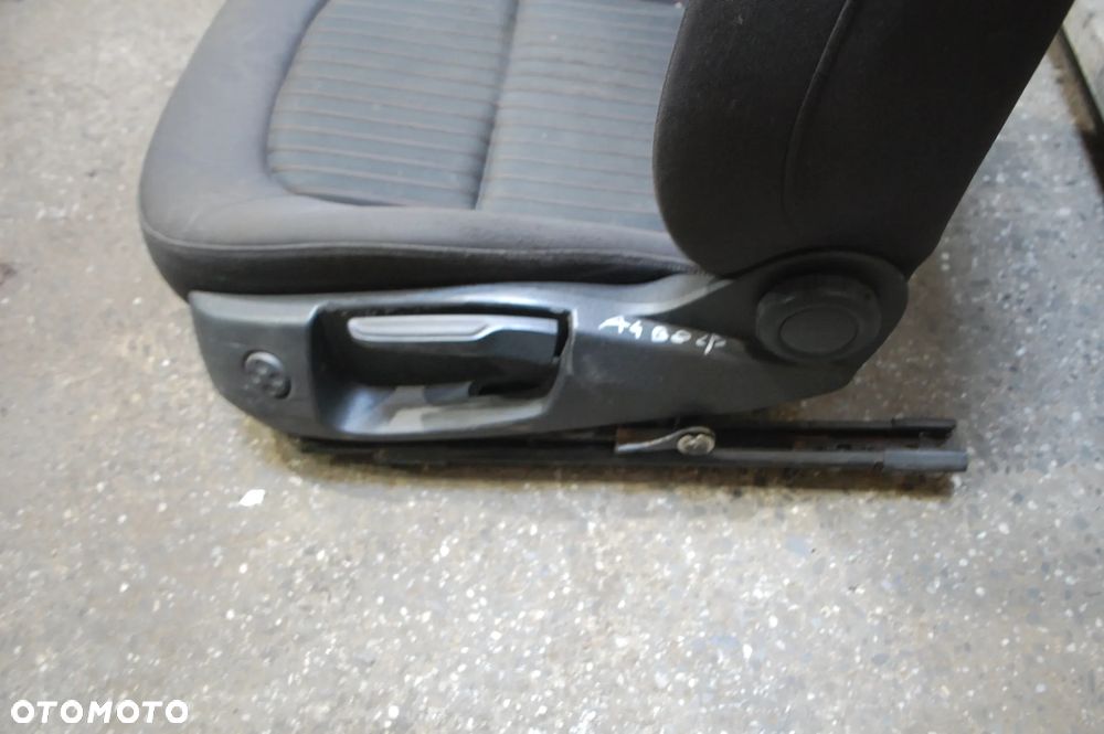 FOTEL LEWY PRZÓD PRZEDNI KIEROWCY AUDI A4 B8 - 5