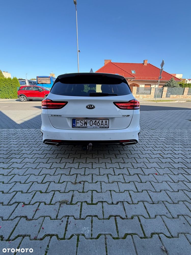 Kia Ceed 1.5 T-GDI GT-Line - 6
