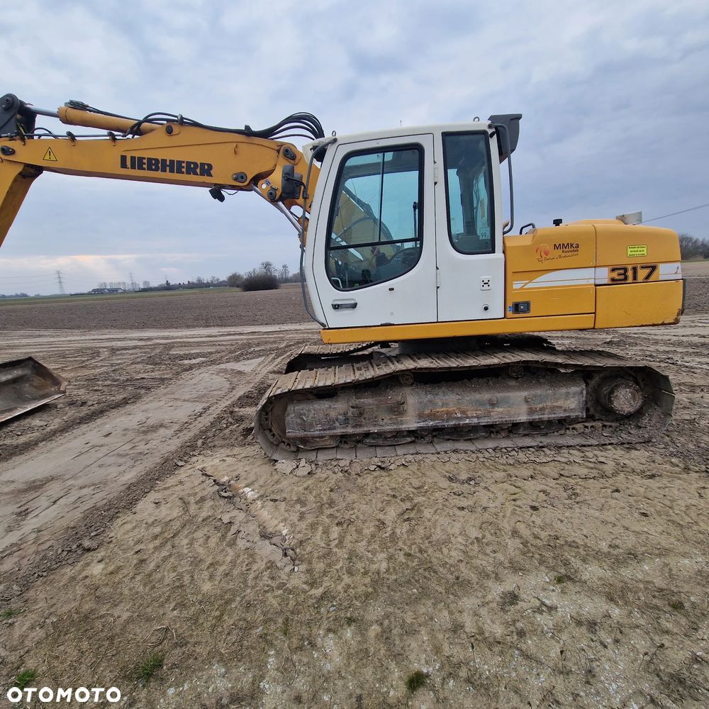 Liebherr r317 - 8