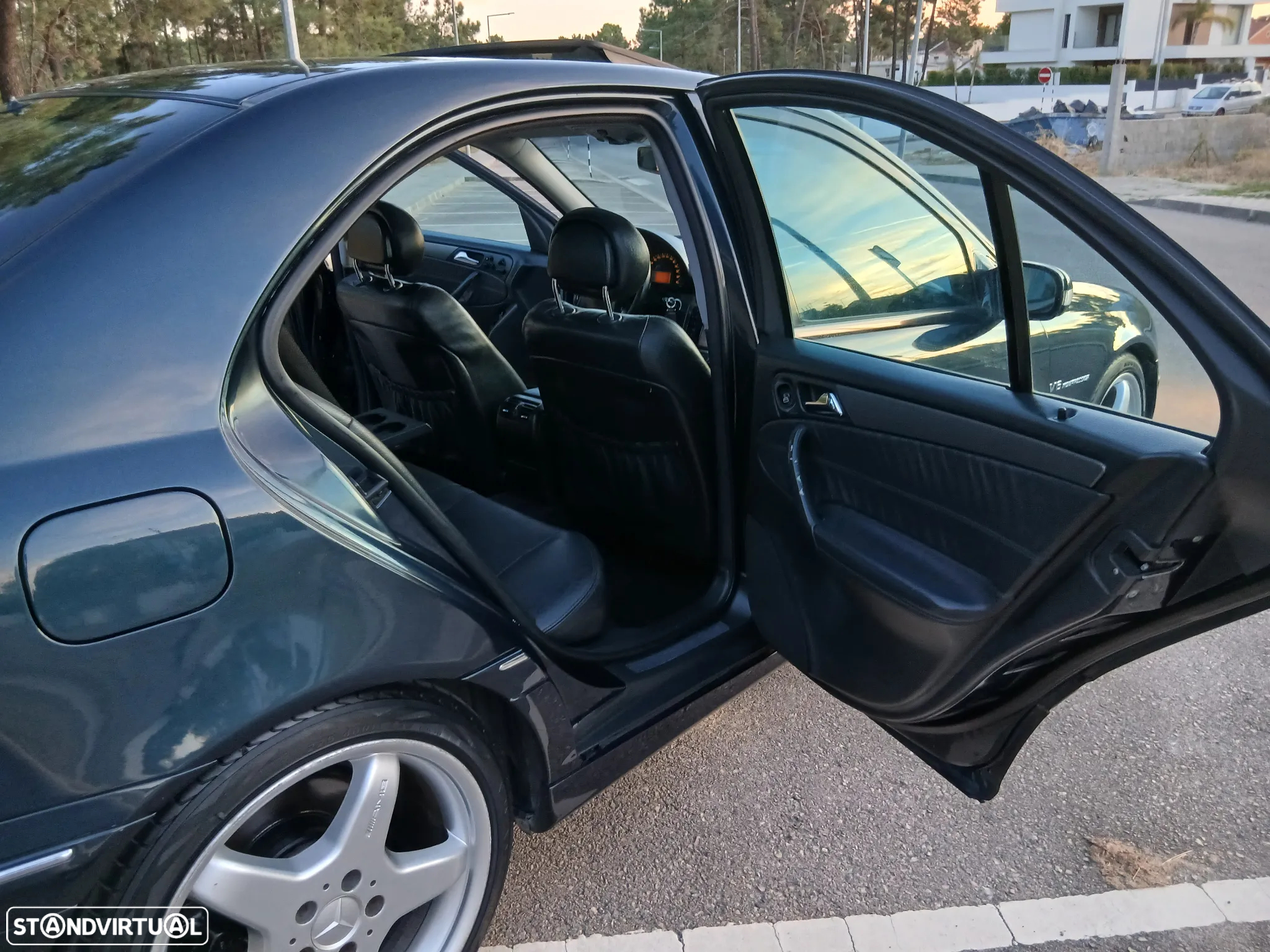 Mercedes-Benz C 240 - 10